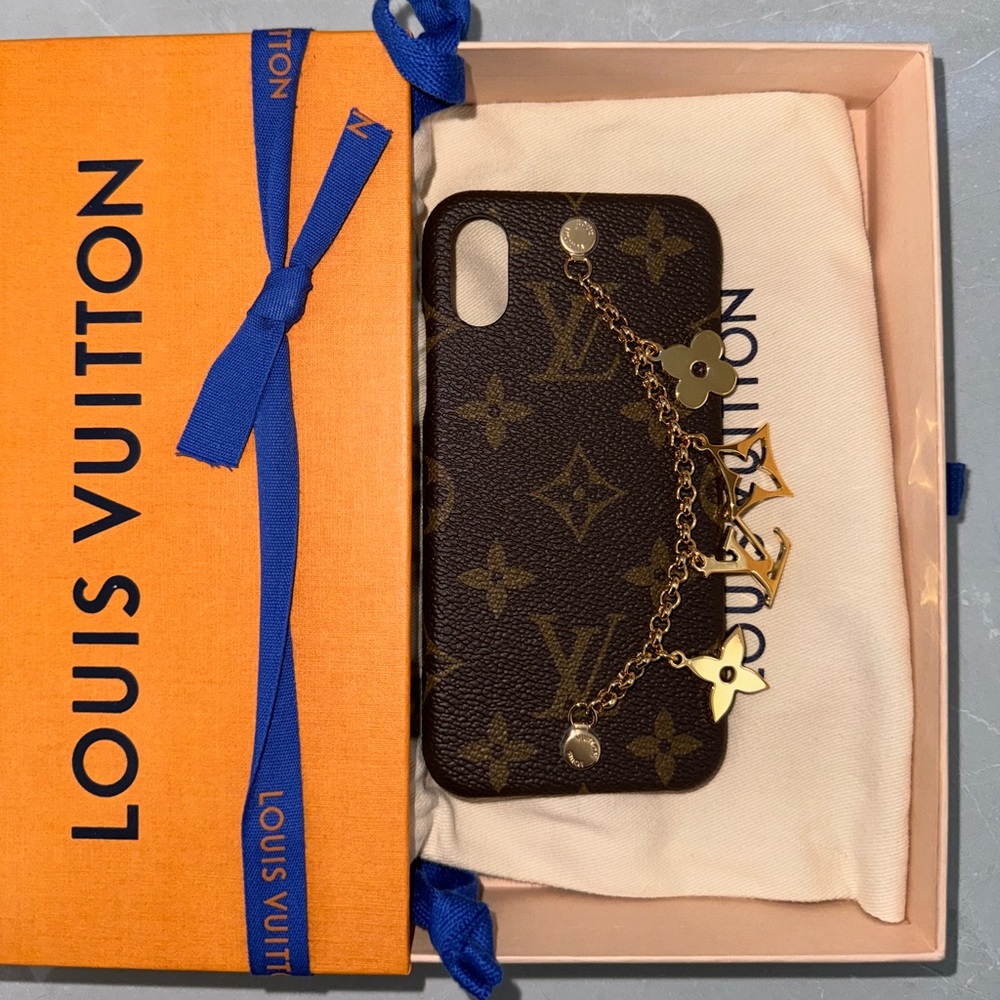 Louis Vuitton X/Xs iPhone Monogram Charm Case